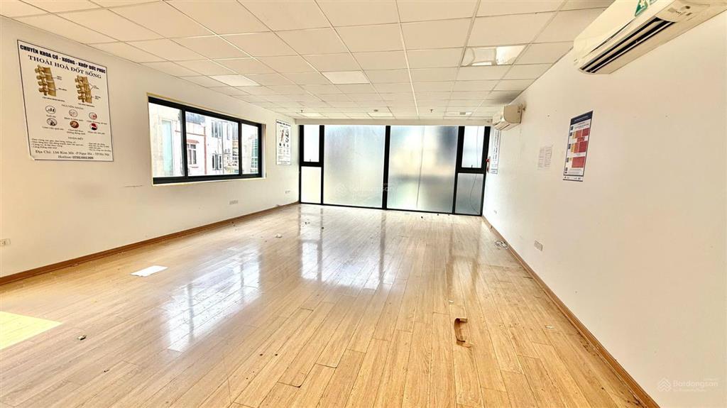 Cho thuê mbkd tầng 1 mặt tiền phố kim mã, 120m2 thông sàn làm ngân hàng, phòng khám, thẩm mỹ spa