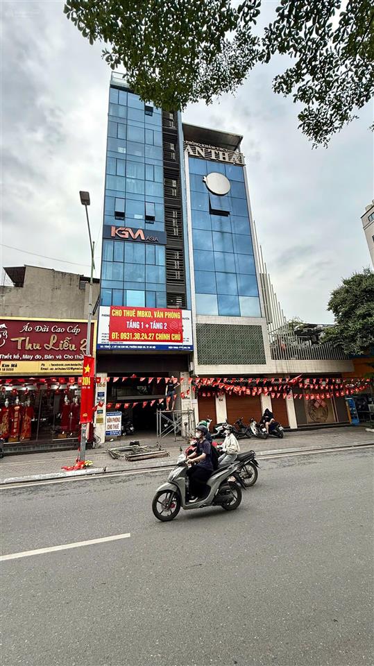 Sang nhượng văn phòng 80m2 vuông vắn tại mặt phố kim mã