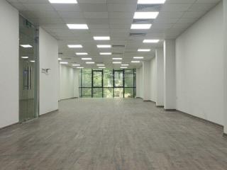 Cho thuê văn phòng thông sàn 150m2, tầng 7 chỉ 39 triệu ngay trung tâm phố bà triệu