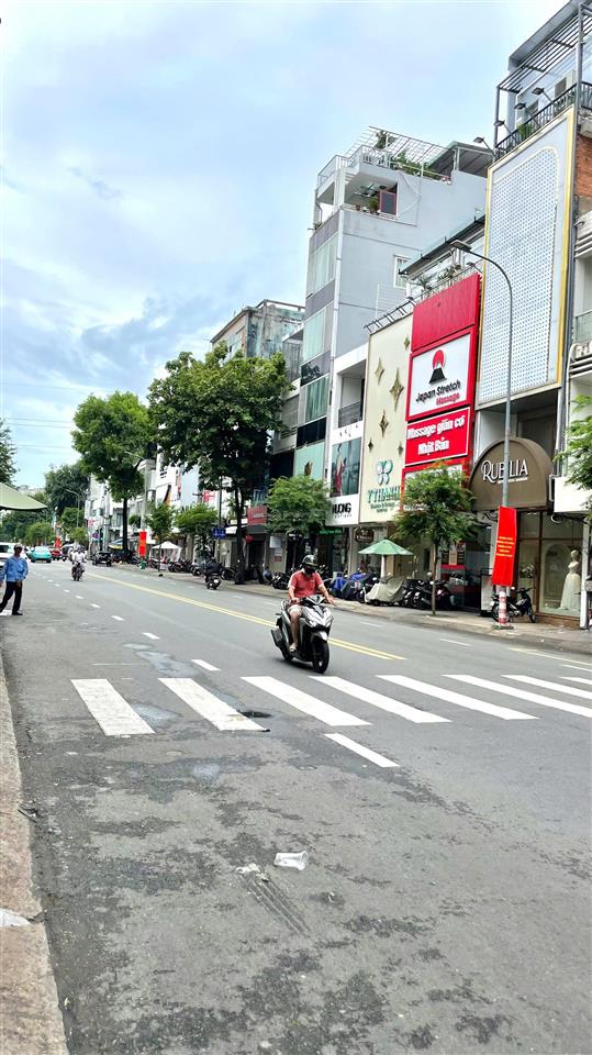 Thanh lý gấp giá rẻ sàn văn phòng ngay trung tâm chợ võ văn tần, 75m2 thông sàn