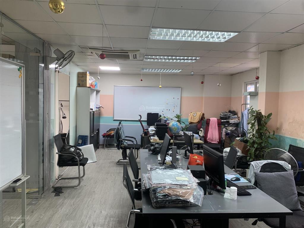 Chính chủ cần cho thuê tầng 4 toà nhà văn phòng mặt phố cầu diễn, phúc diễn, bắc từ liêm, hn