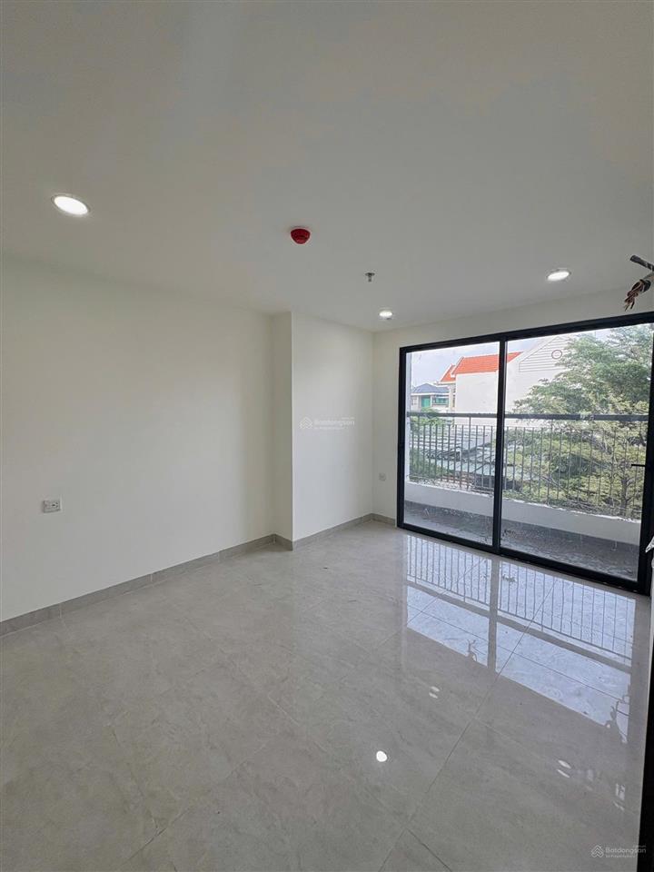 Bán căn hộ ccu phước long tầng 8 view thoáng, sắp bàn giao giá 3,3 tỷ