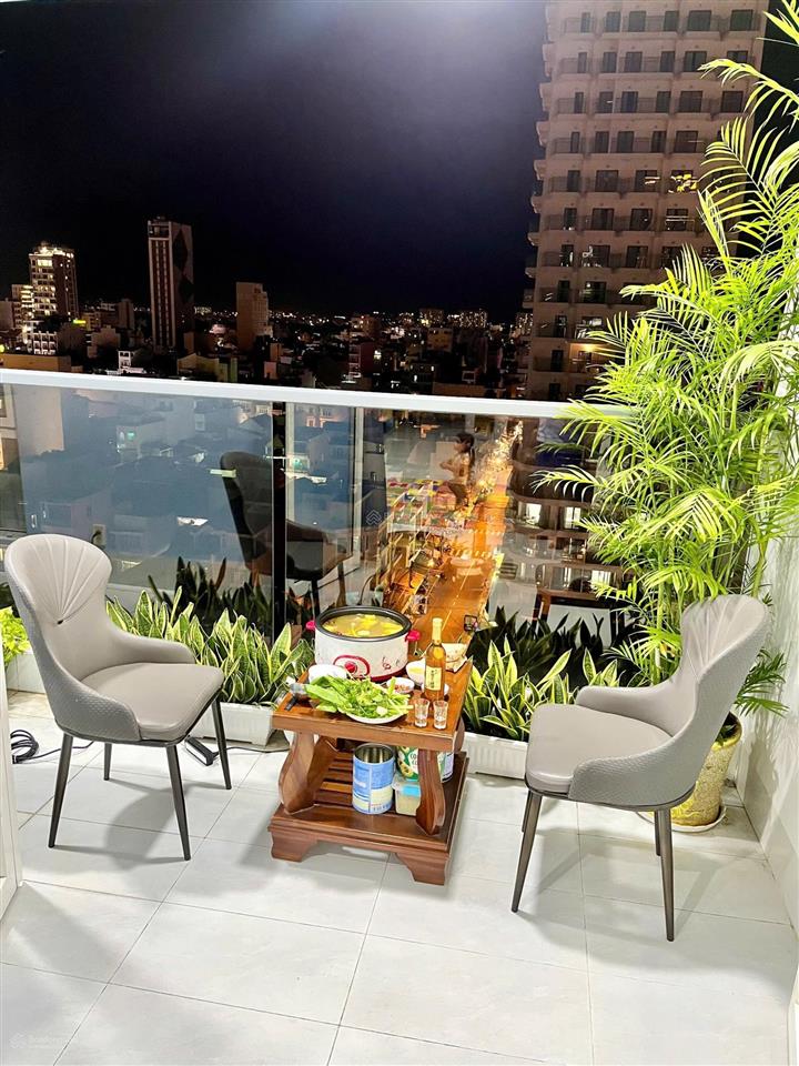 Bán căn hộ happy sky nha trang 82,1m2 giá 6,8 tỷ , sổ hồng