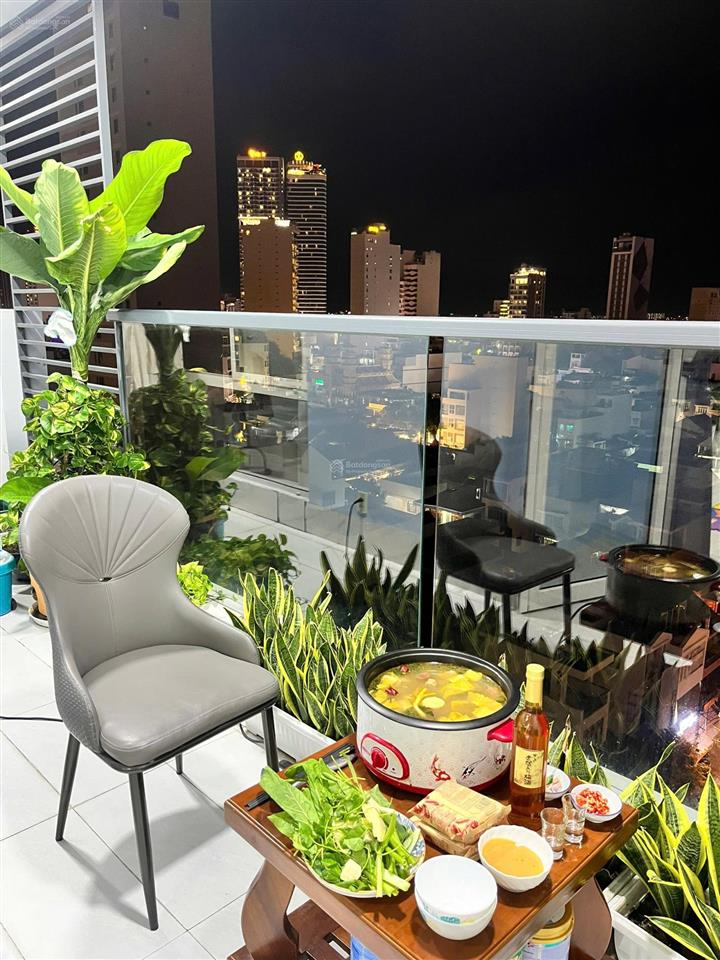 Bán căn hộ happy sky nha trang 82,1m2 giá 6,8 tỷ , sổ hồng