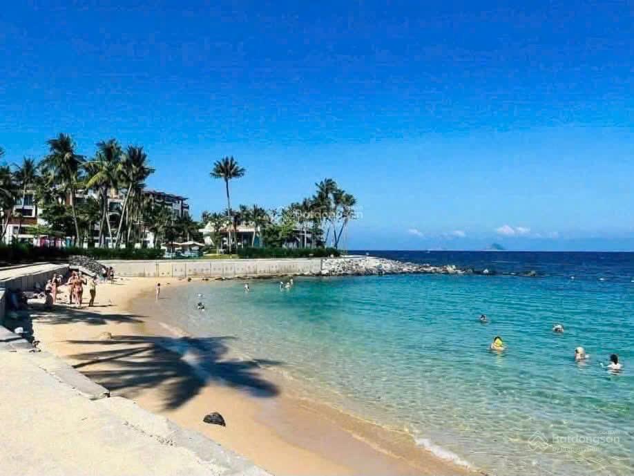 Bán căn góc 3 mặt biển tòa sanhome dự án libera nha trang giá 2 tỷ 350