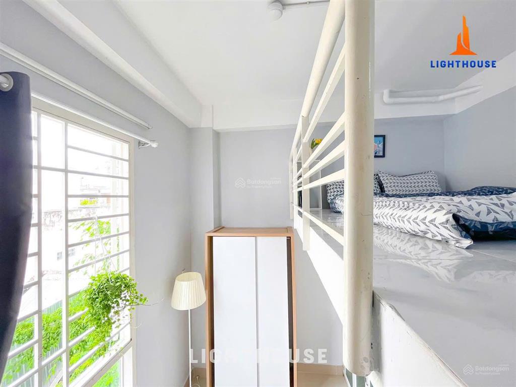 Chính chủ cho thuê gác có cửa sổ trời ngay lê quang định  phan văn trị  phạm văn đồng
