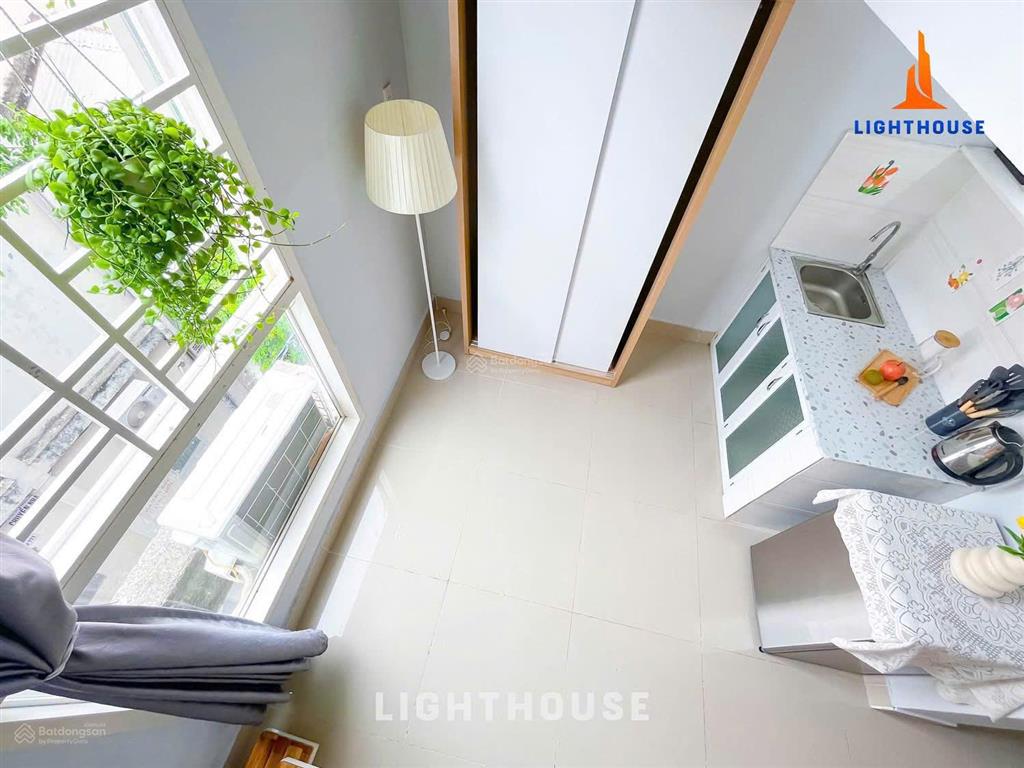 Chính chủ cho thuê gác có cửa sổ trời ngay lê quang định  phan văn trị  phạm văn đồng