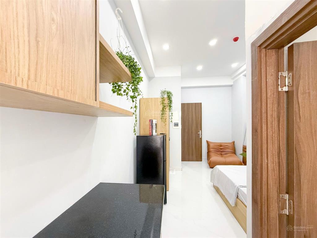 Studio ban công ngay tô hiến thành  đh bách khoa  thành thái đi quận 5, quận 3