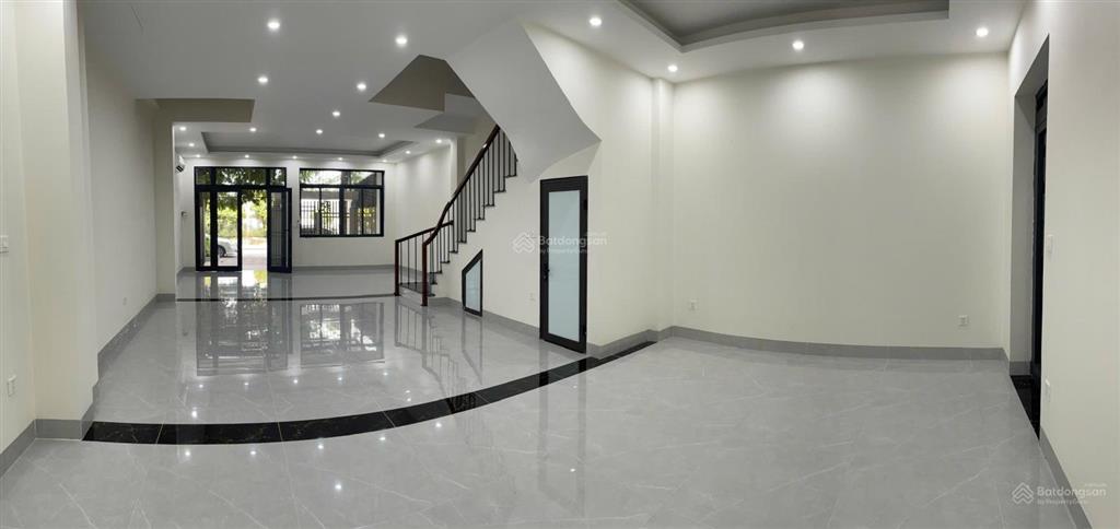 Cho thuê nhà đẹp khu geleximco lê trọng tấn giá chỉ 28tr/th