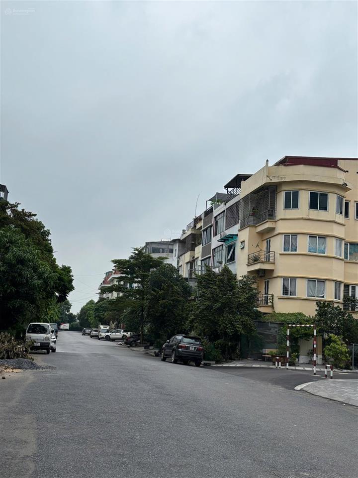 Chỉ 13,3 tỷ sở hữu ngay liền kề văn phú siêu đẹp 60,3m, có hố chờ thang máy