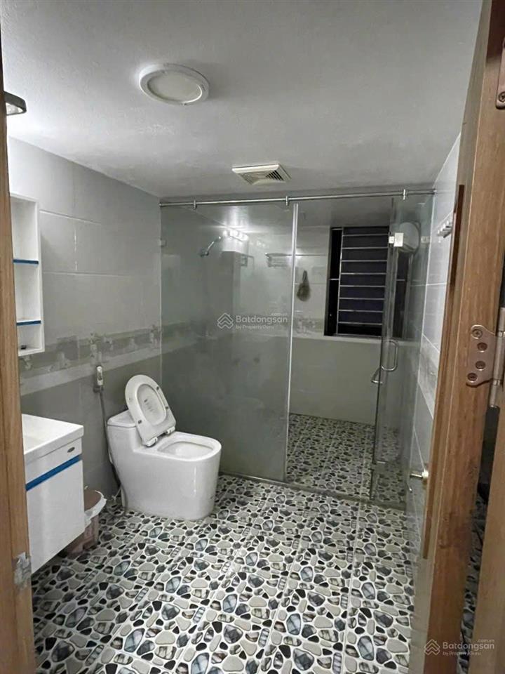 Cho thuê nhà đẹp có thang máy tại geleximco lê trọng tấn, dương nội  giá chỉ 35tr/th