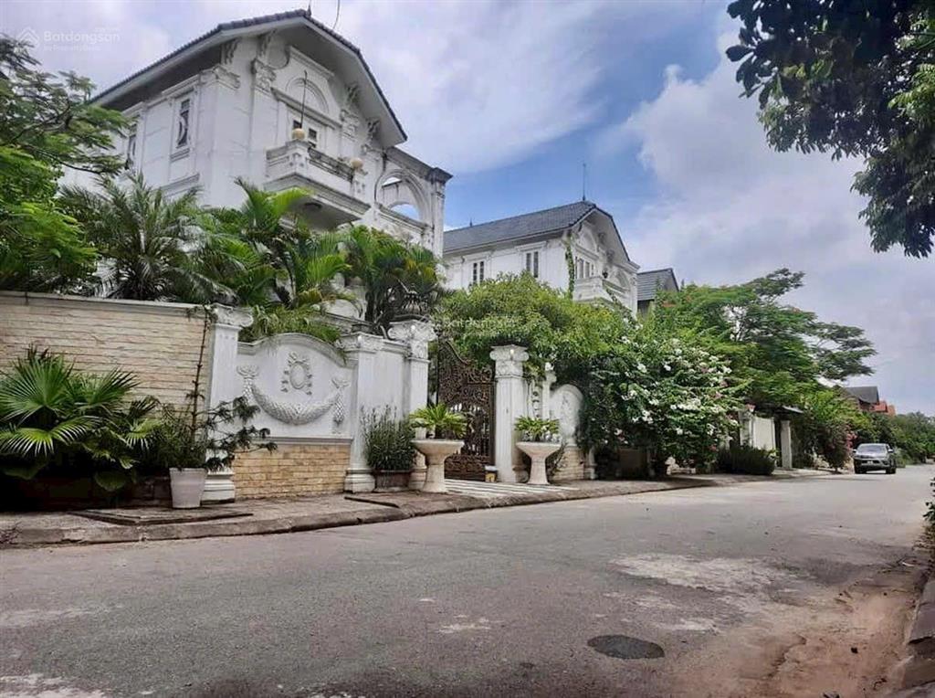 Cần bán biệt thự lớn giáp hà nội  363 m2465 m2 tại bắc ninh