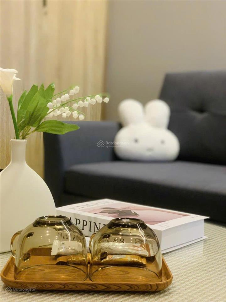 Cần bán gấp studio tòa b view biển, tầng trung