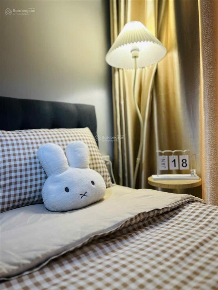 Cần bán gấp studio tòa b view biển, tầng trung