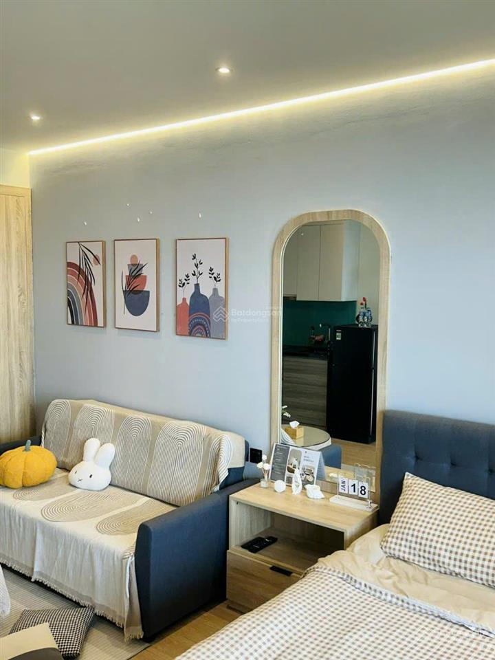 Cần bán gấp studio tòa b view biển, tầng trung
