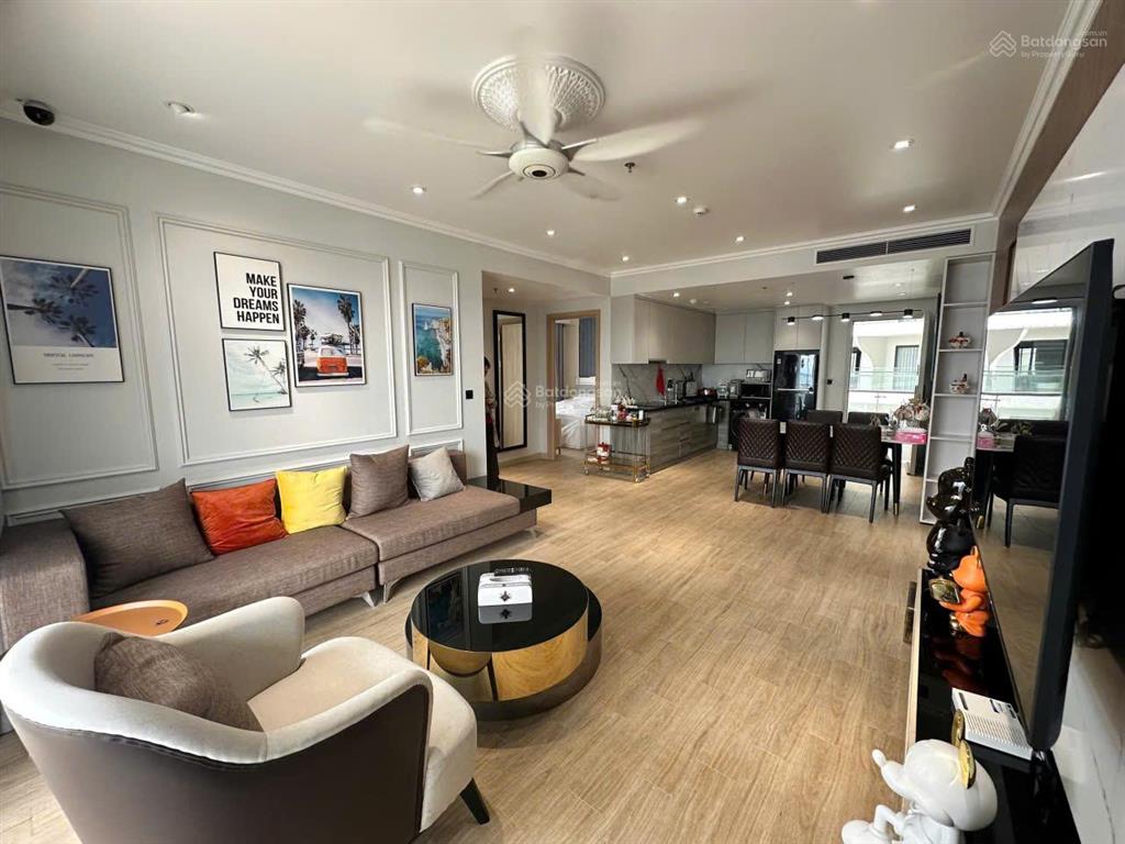 Cần cho thuê 3 pn citadines tầng cao ban công rộng