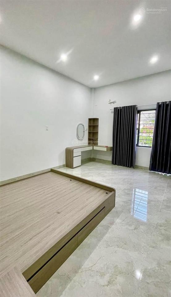 Bán nhà khu gara quyền phường quang trung