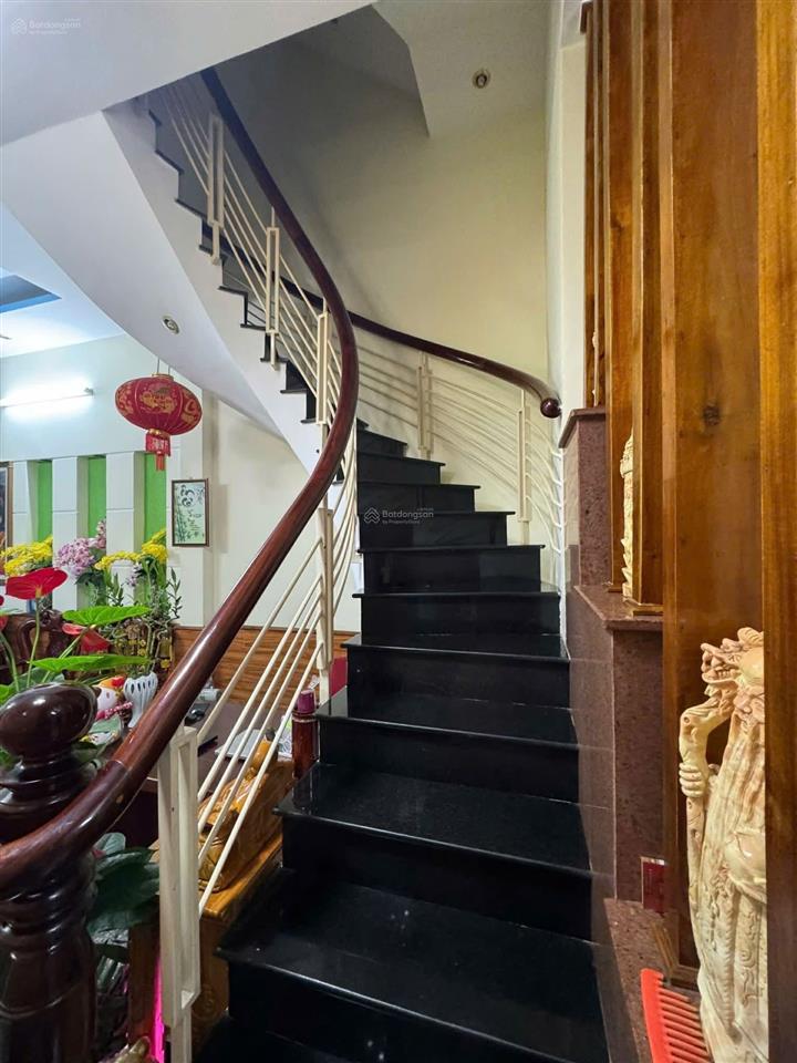 Bán nhà riêng tại nguyễn văn cừ, 3,79 triệu, 44m2, 3pn, 3wc, giá ưu đãi