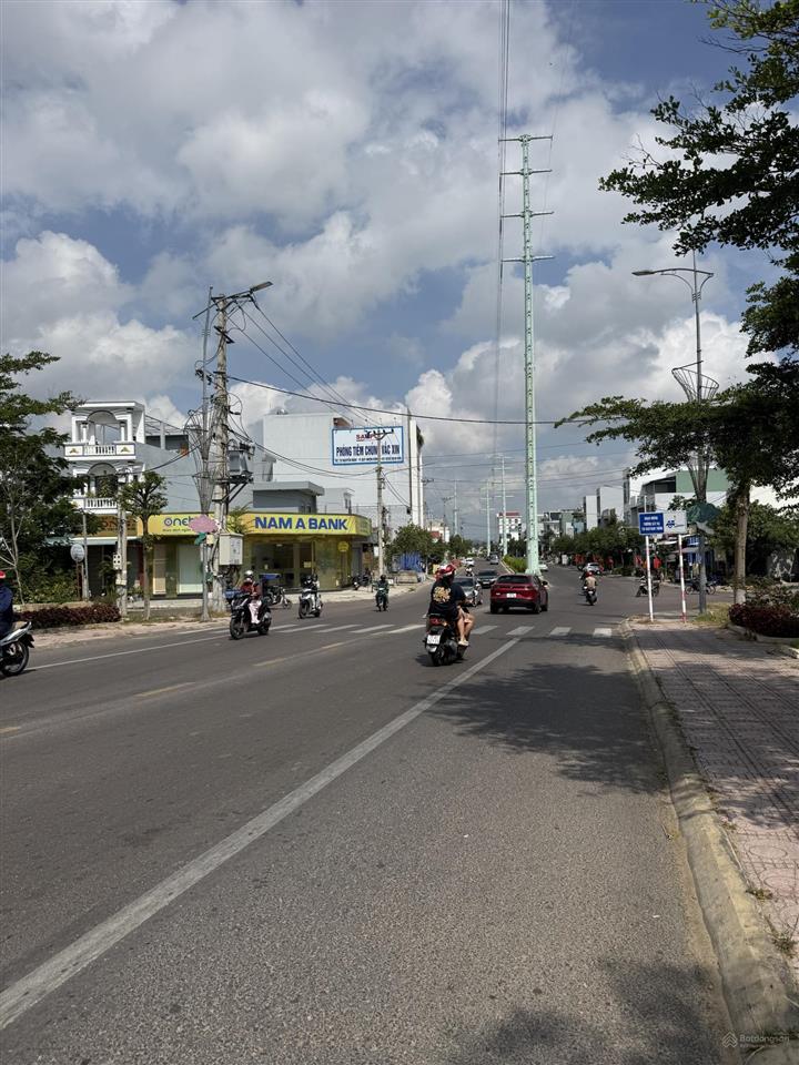 Bán đất tại nhơn bình, 6,5 tỷ, 135m2, pháp lý đầy đủ, giá cực chất
