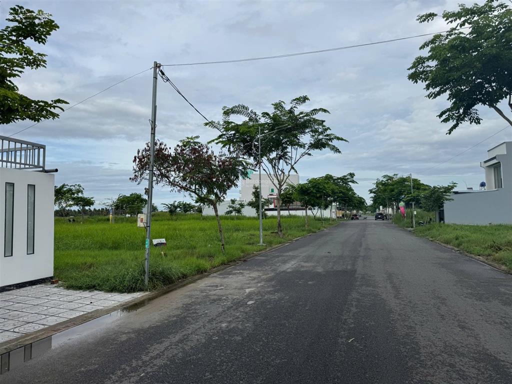 Bán biệt thự mini kdc tắc cậu gần cầu cái bé