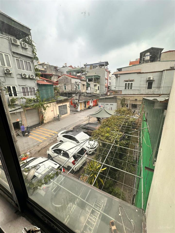 Bán nhà ngọc thụy 82m ô tô tránh, ngõ thông dừng đỗ ngày đêm sau quy hoạch ra mặt đường chỉ 9,45 tỷ