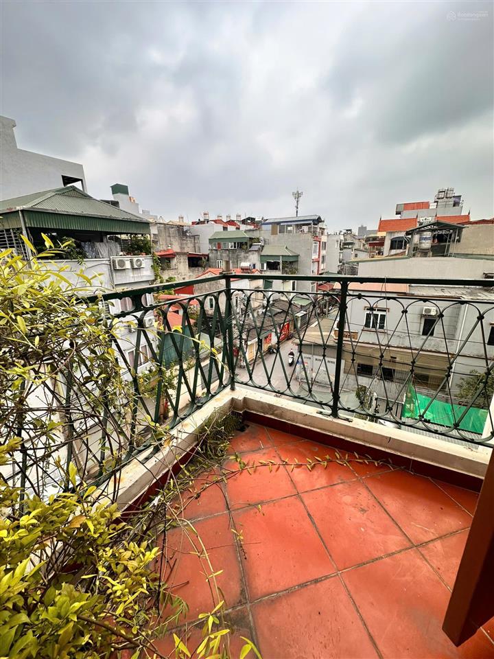 Bán nhà ngọc thụy 82m ô tô tránh, ngõ thông dừng đỗ ngày đêm sau quy hoạch ra mặt đường chỉ 9,45 tỷ
