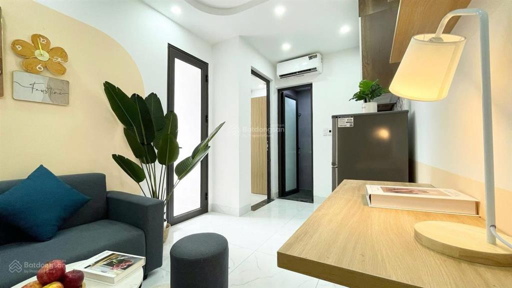 Bán nhà phố đê la thành  đống đa, dòng tiền 2 tỷ/1 năm trung tâm đống đa 105m2 giá 27 tỷ 9