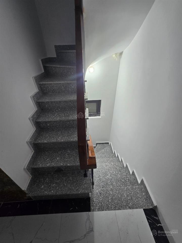 Bán nhà láng hạ đống đa, lô góc ngõ thông dòng tiền hơn 1tỷ/năm, 80m giá 25 tỷ 6