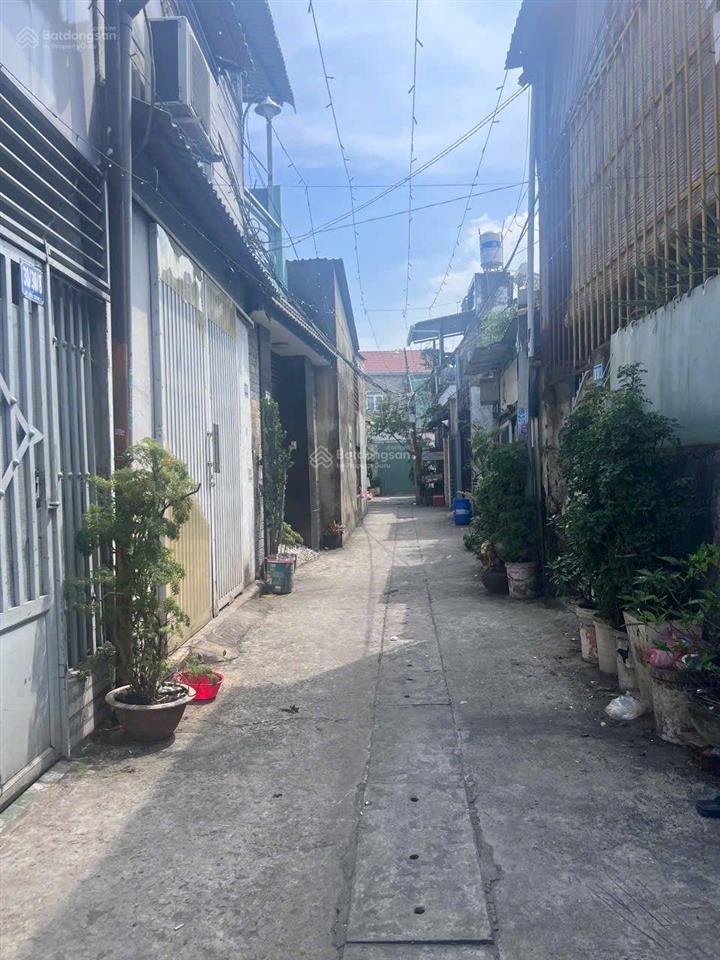 Hàng hiếm nhà c4  tính tiền đất bình đường 3  tphcm
gần bv thủ đức sát bên trg học thái v