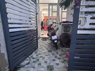 Hàng hiếm nhà c4  tính tiền đất bình đường 3  tphcm
gần bv thủ đức sát bên trg học thái v