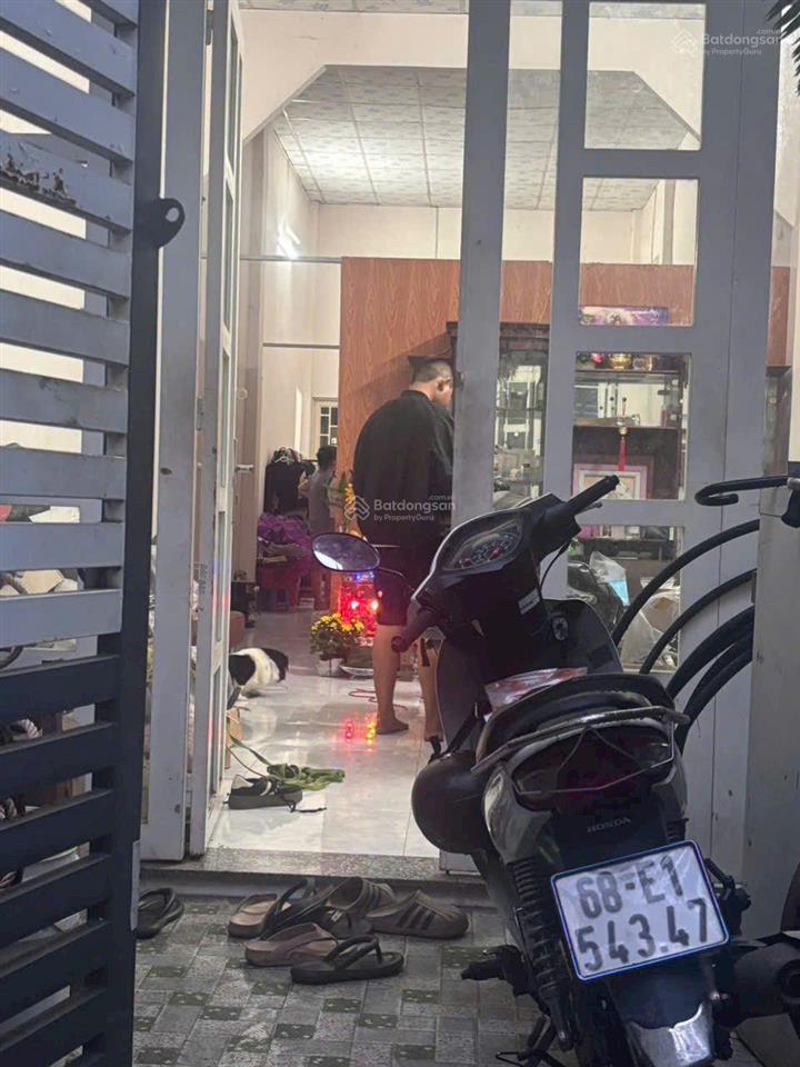 Hàng hiếm nhà c4  tính tiền đất bình đường 3  tphcm
gần bv thủ đức sát bên trg học thái v