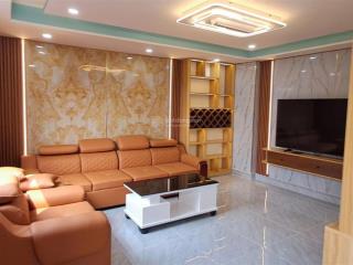 Chủ gửi
căn góc 2 mặt tiền.
vừa ở vừa kinh doanh. đường thông nhà mới đầy đủ nội thất.
diện