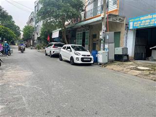 Chủ gửi bán căn hộ dịch vụ 1 trệt 2 lầu khu xóm vắng phường dĩ an vị trí gần trung tâm hành chính