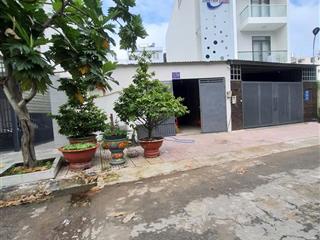 Binh chiểu. dt = 168m2. căn nhà cấp 4 1 vp, 1 pn, 1wc. đang cho thuê vp và kho