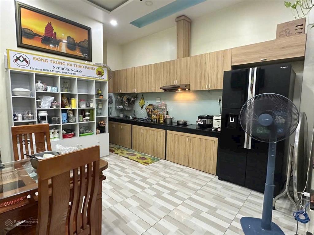 Diện tích đất 57,3m² diện tích xây dựng 52,57m² tổng diện tích sàn 140,2m² giá 7,5ty
