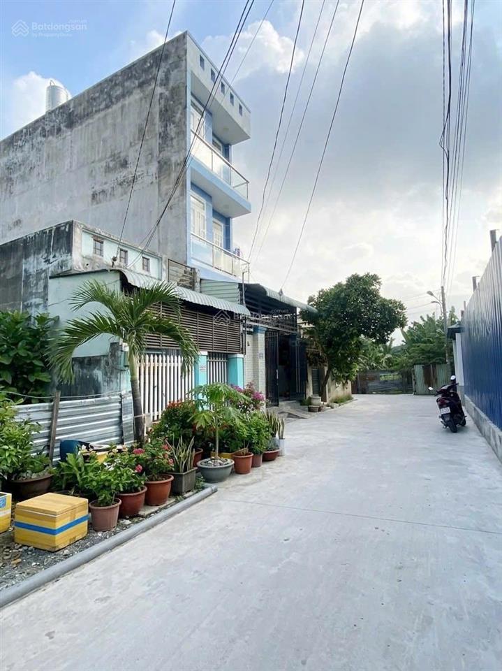 Chủ gửi bán nhà trường thọ dt 64m² hxh giá 5,8 tỷ. cấp 4 gồm 2 phòng