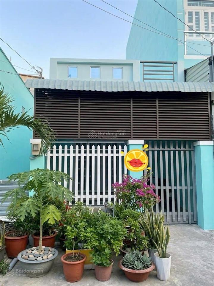 Chủ gửi bán nhà trường thọ dt 64m² hxh giá 5,8 tỷ. cấp 4 gồm 2 phòng