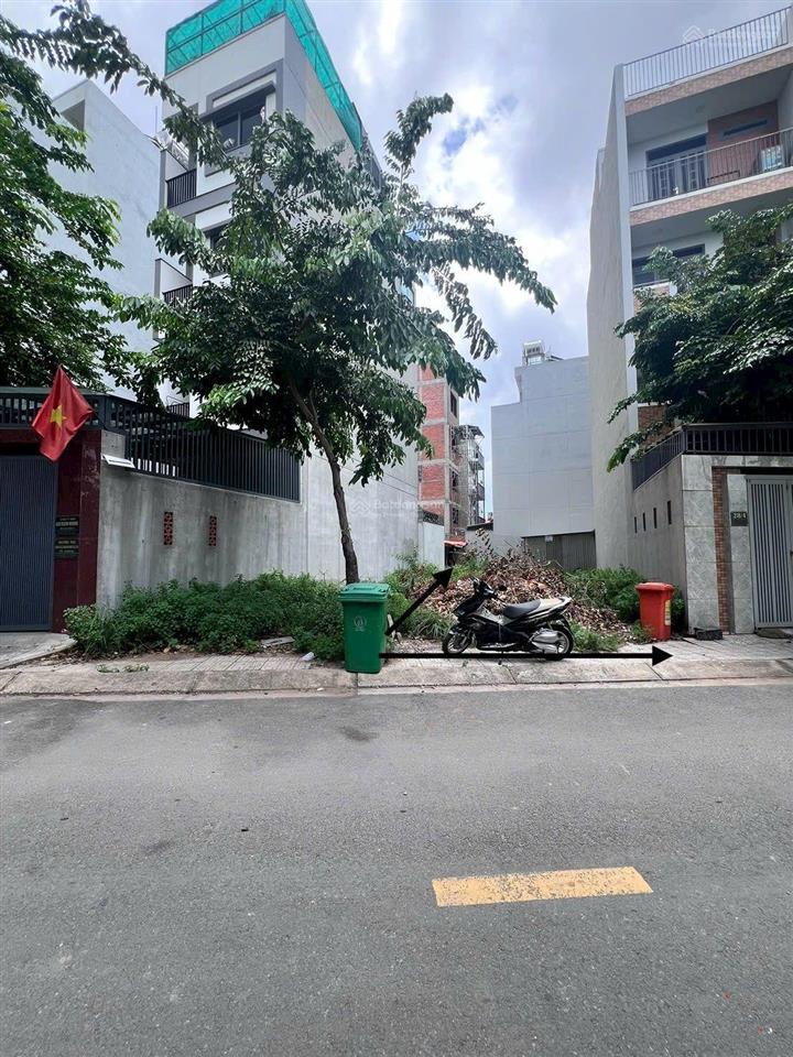 Khu dân cư centerhome trường thọ  gần đường 2 diện tích 81.8m2  ngang 6.21m giá 7,5ty