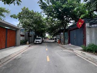 Khu dân cư centerhome trường thọ  gần đường 2 diện tích 81.8m2  ngang 6.21m giá 7,5ty