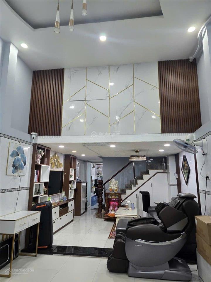 Bán nhà trệt 2 lầu đường 11 linh xuân, dt 60m2, hẻm xe hơi. giá 5,5 tỷ.