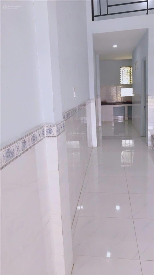Bán nhà hẻm 109 linh xuân dt 62m2 trệt lửng. giá 4tỷ chốt hẹn 4m