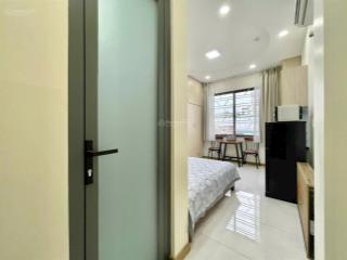 Khai trương căn hộ studio cửa sổ trời cạnh đường lê văn việt, man thiện