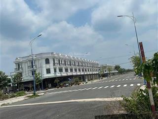 Mở bán dự án đức phát 3 ngay mặt tiền đường ql13 diện tích 95m2 giá 4tỷ1