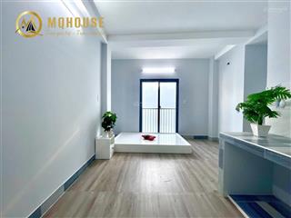 Phòng ban công sạch sẽ đầy đủ nội thất thoáng mát ở chu văn an  học viện cán bộ  quận bình thạnh