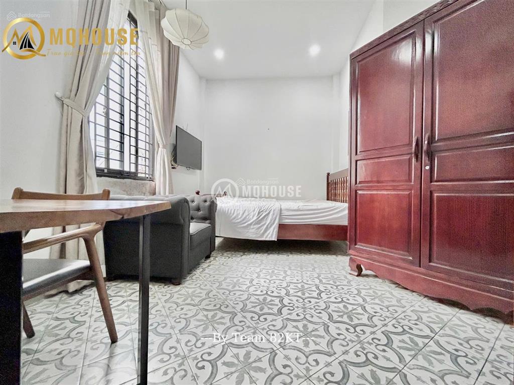 1pn cửa sổmớisạch sẽfull nội thấtgần phan xích longphan đăng lưungã tư phú nhuậncầu bôngq1