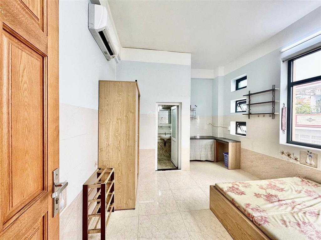 Phòng bùi hữu nghĩa nhà xe rộng  thang máy  bảo vệ 24/7 cạnh chợ bà chiểu, tân định, đakao quận 1