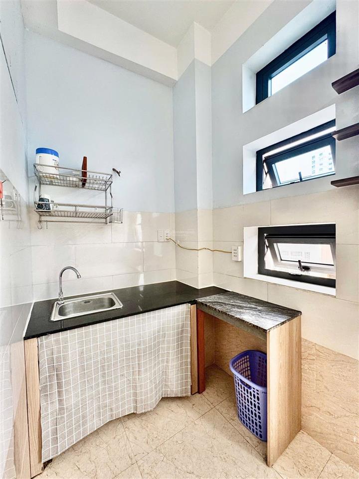 Phòng bùi hữu nghĩa nhà xe rộng  thang máy  bảo vệ 24/7 cạnh chợ bà chiểu, tân định, đakao quận 1
