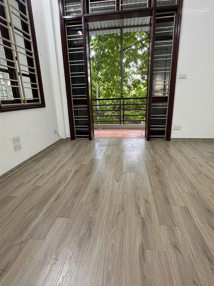 Cho thuê nhà mặt phố 433 kim ngưu, 46m2 mt 4.2m x 4 tầng  chính chủ