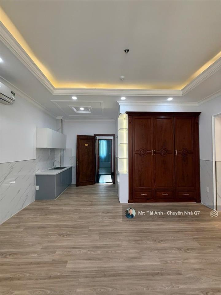 Thanh lý mặt tiền mai văn vĩnh ngang 5,5m//6 tầngthang máy xịn// dòng tiền 750 triệu/năm  22,9 tỷ