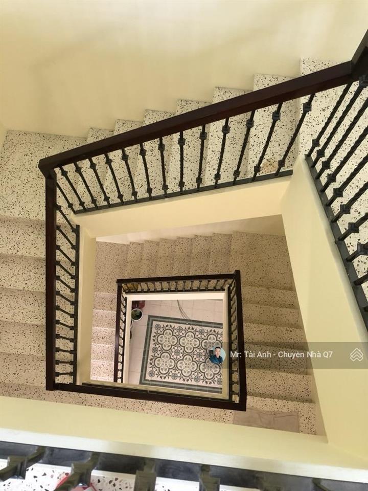 Biệt thự cổ điển, lô góc 2 mặt tiền nguyễn văn linh  ngang 9m view sông thoáng mát chỉ 17,3 tỷ